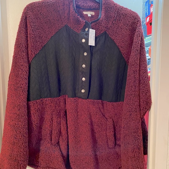 Furry jacket - Picture 1 of 2